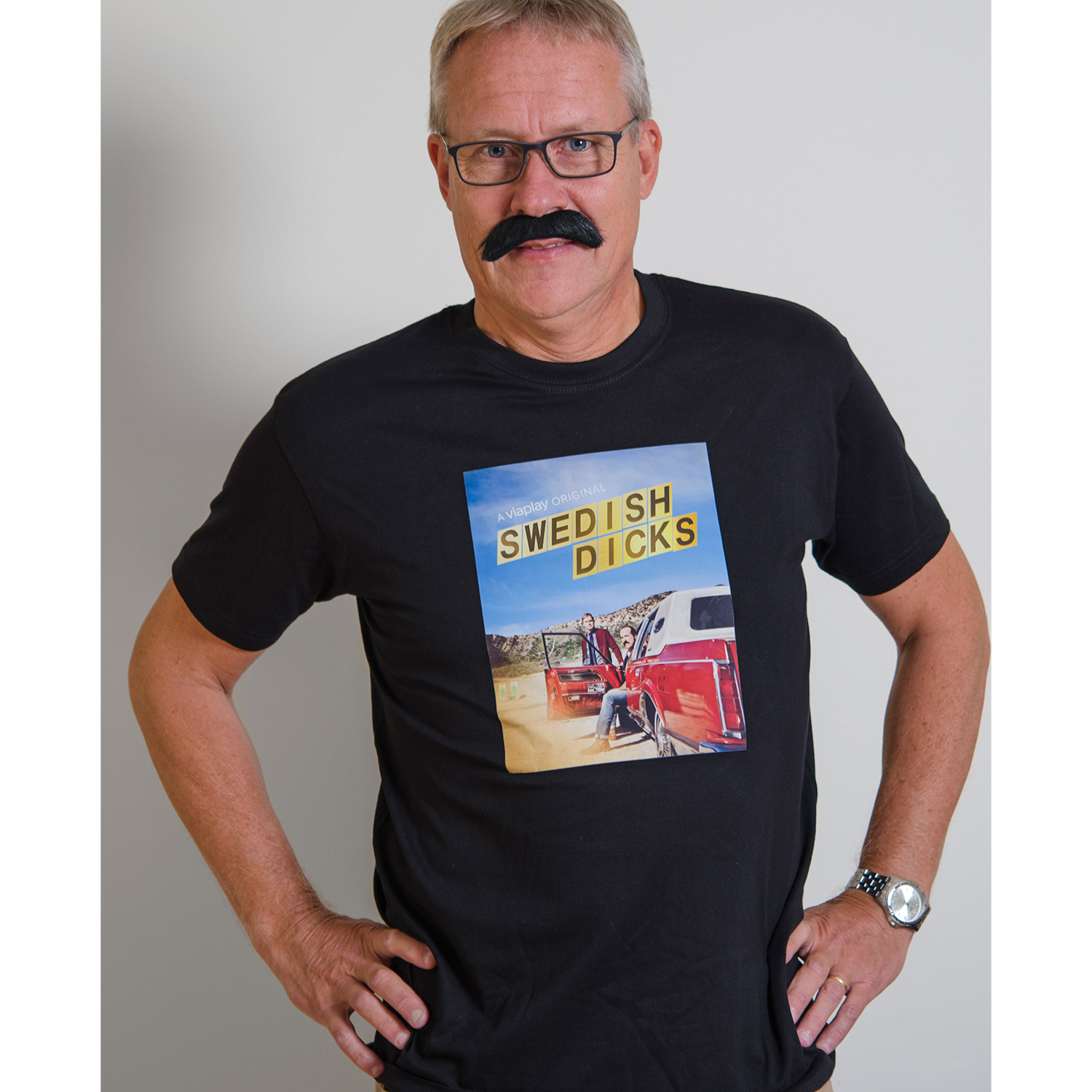 SwedishDicks Tshirt mustasch