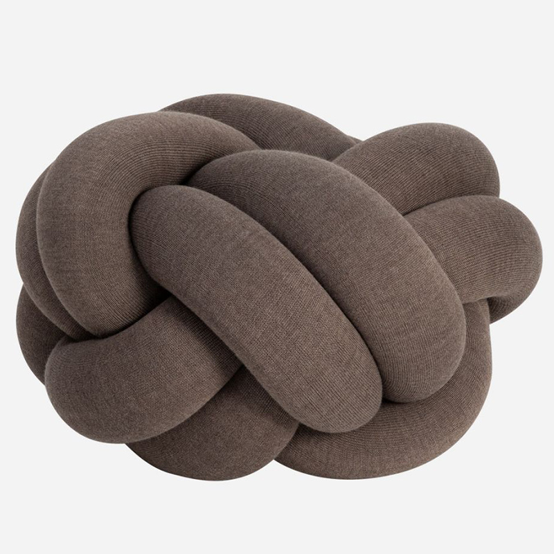 knot brown