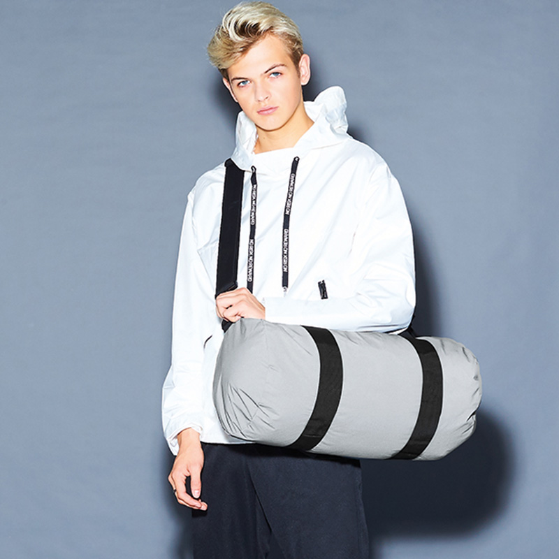 reflective barrel bag silver5