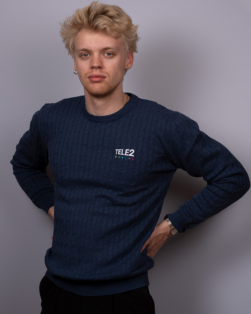 Tele2 pullover